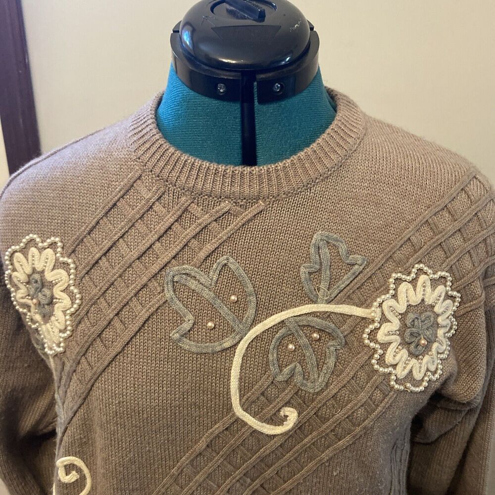 Jubiana Women Brown Bead Embellished Grandma Sheik Wool Blend Sweater Size L - Picture 2 of 8